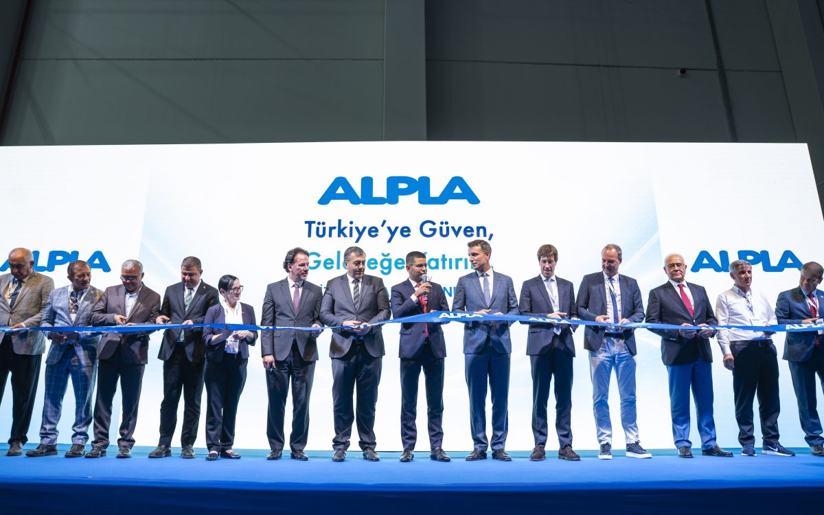 ALPLA, İzmir'de 20 milyon avroluk fabrikayı hizmete aldı