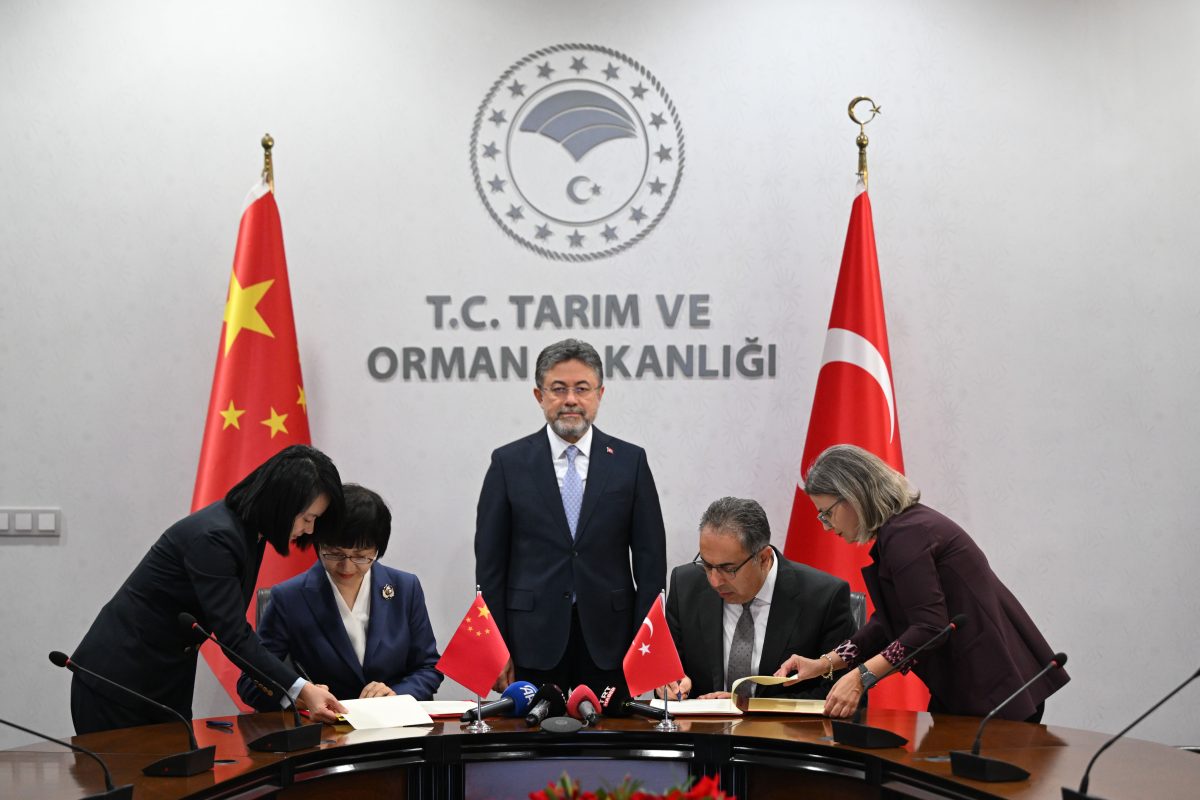 Bakan Yumaklı, Türkiye ile Rusya arasındaki gübre anlaşmasını değerlendirdi:
